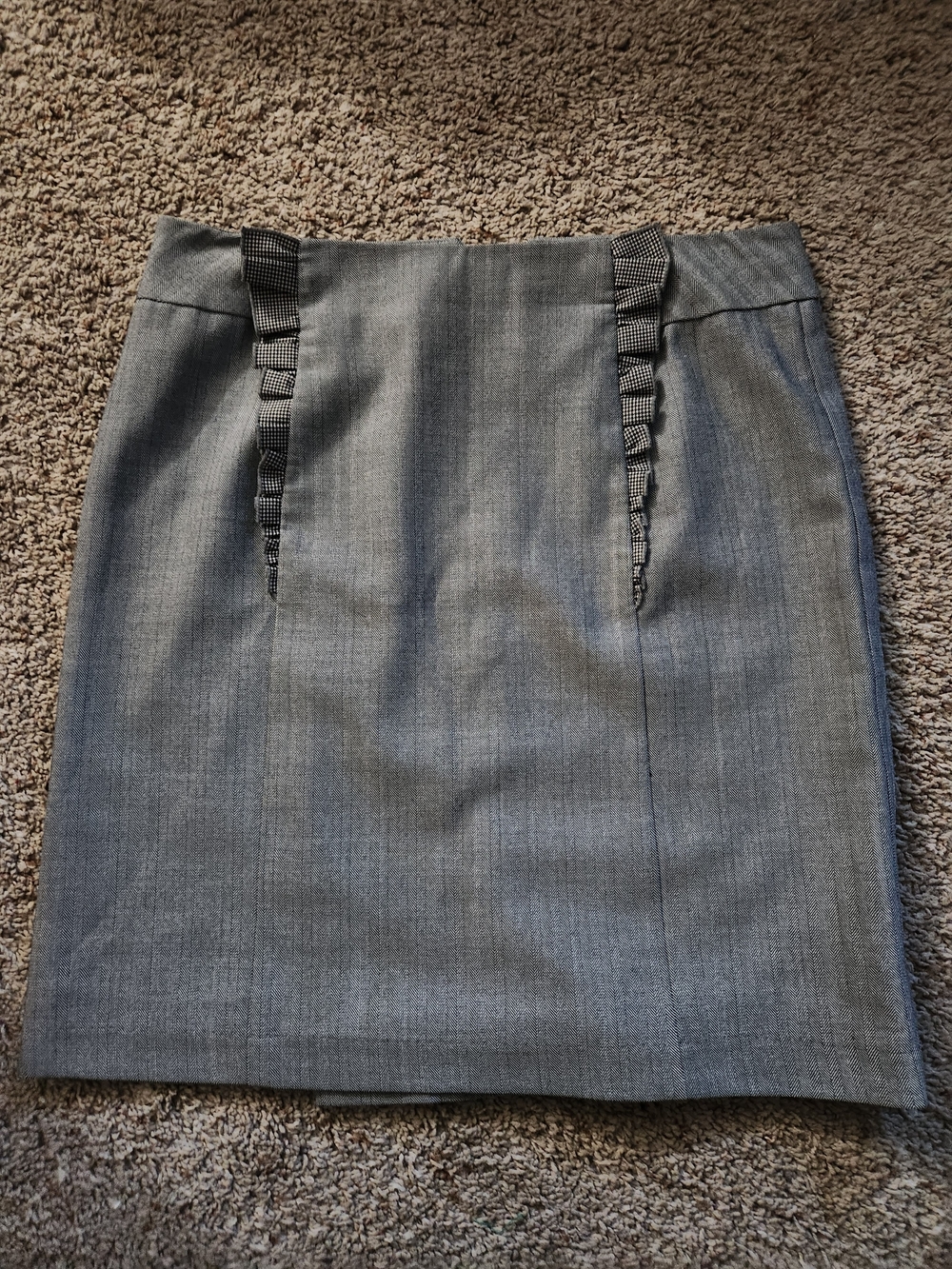 Classic Gray Pencil Skirt with Ribbon Accents For Woman Size 12